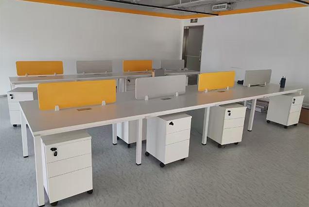 簡(jiǎn)約現(xiàn)代職員桌-21